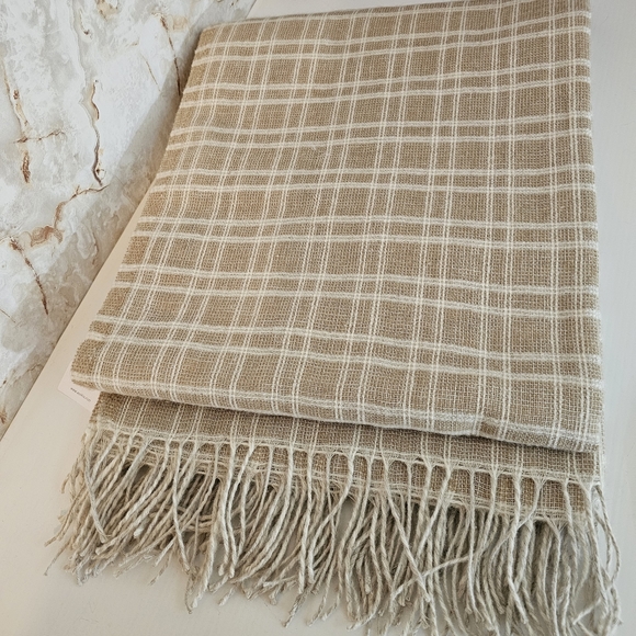 Fibre By Auskin Linen Wool Throw Blanket - Picture 8 of 16